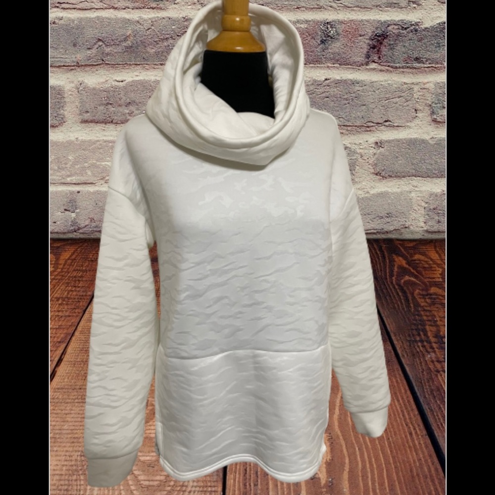 Fabletics Lotta Cocoon Hoodie II white medium